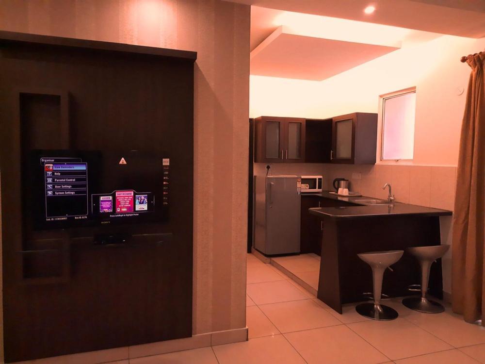 Hotel Nagarjuna Suites 벵갈루루 외부 사진