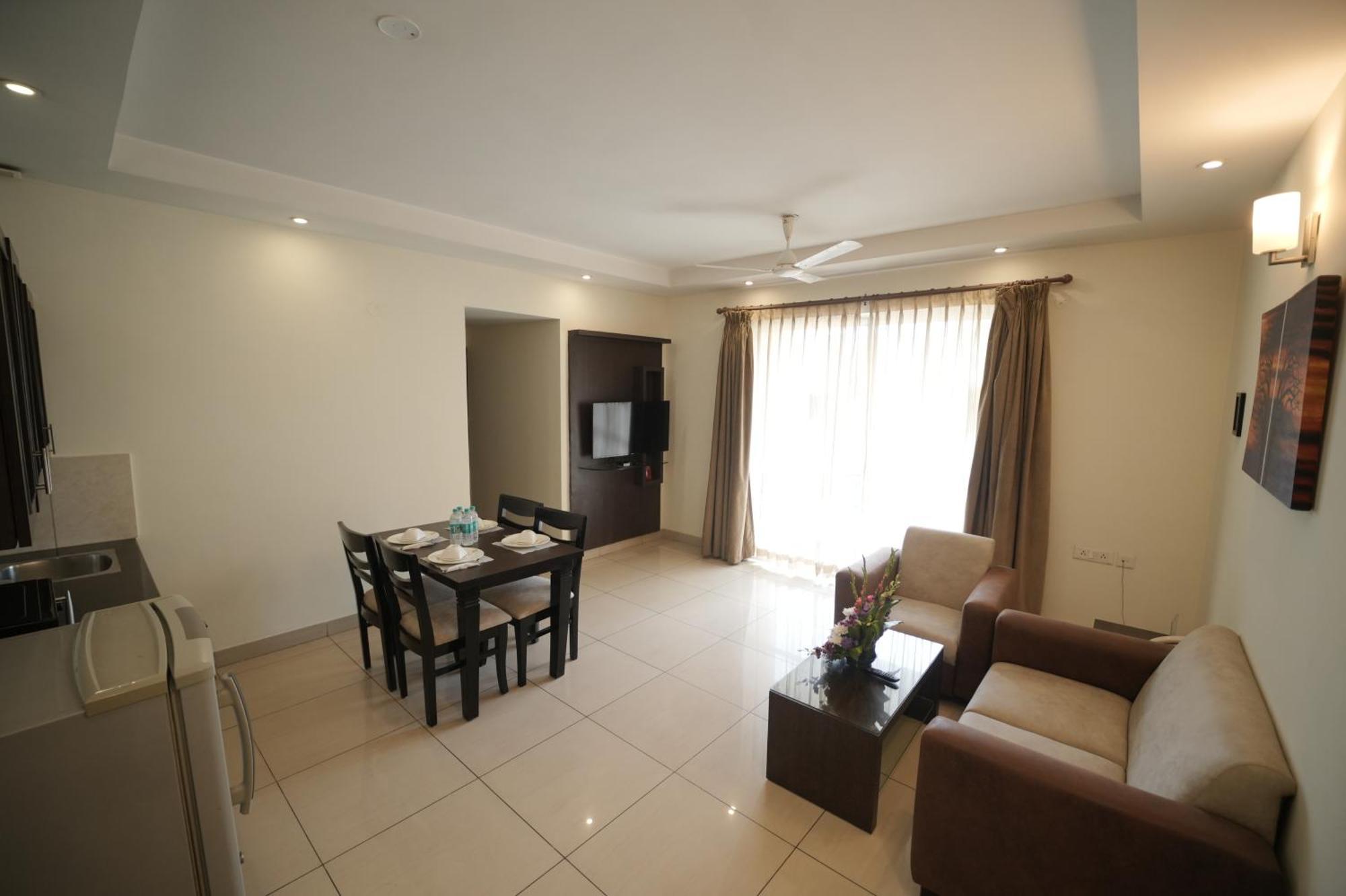 Hotel Nagarjuna Suites 벵갈루루 외부 사진