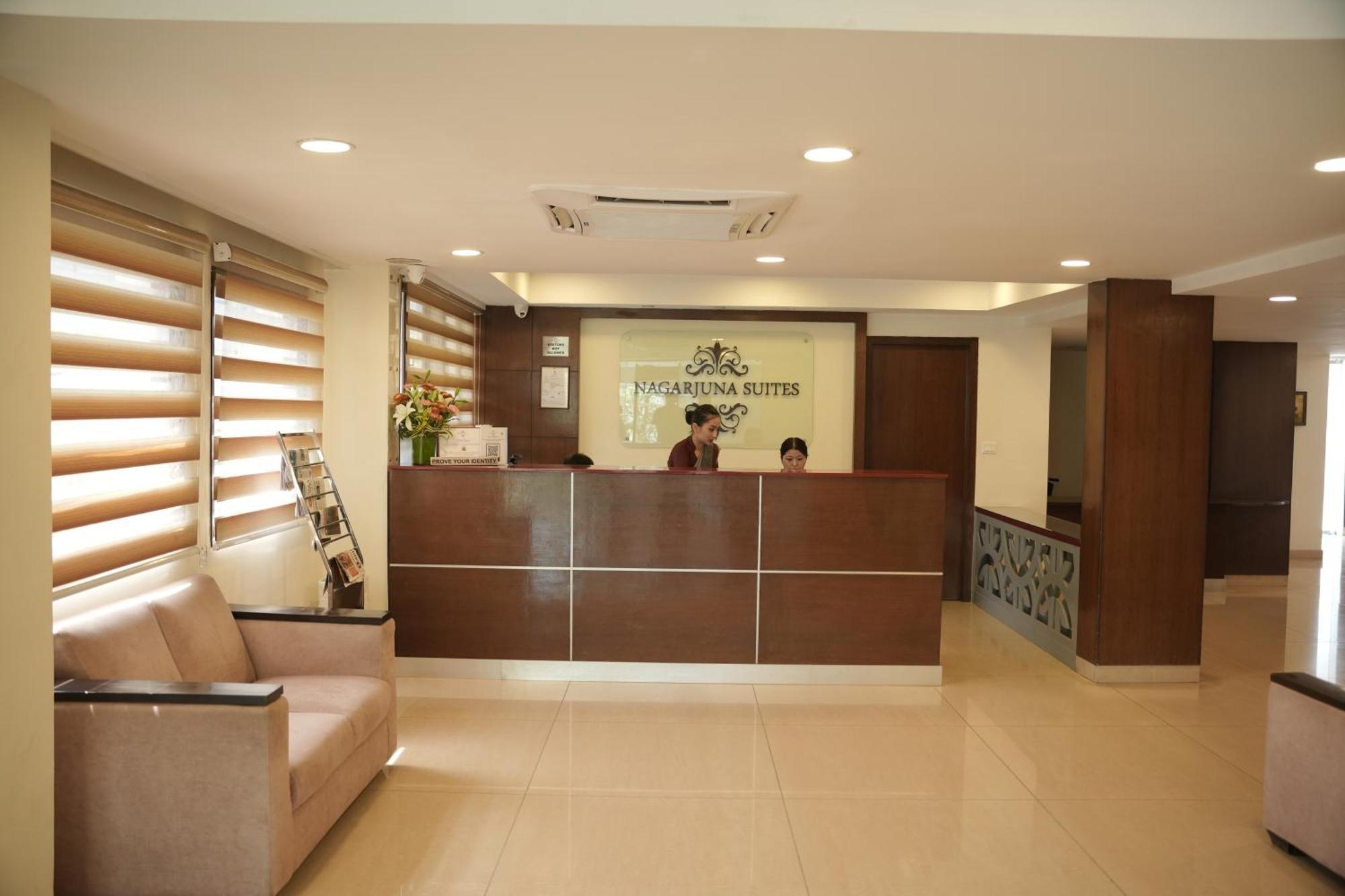 Hotel Nagarjuna Suites 벵갈루루 외부 사진