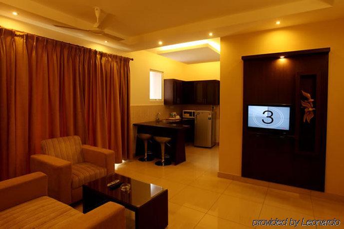 Hotel Nagarjuna Suites 벵갈루루 객실 사진